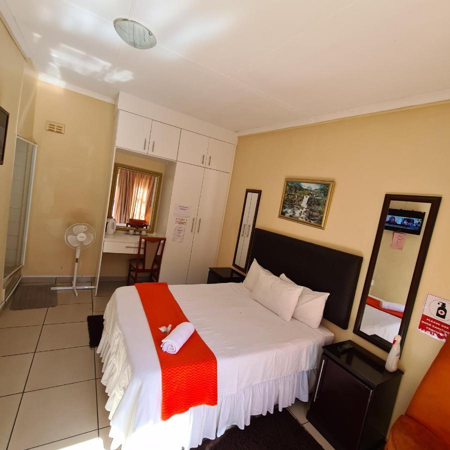 Ethen Guesthouse Polokwane Eksteriør bilde
