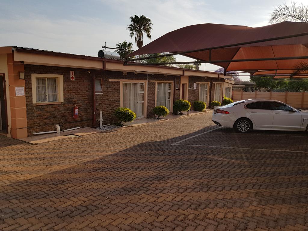 Ethen Guesthouse Polokwane Eksteriør bilde